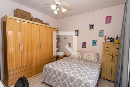 Casa à venda com 250m², 4 quartos e 3 vagas Casa à venda com 250m², 4 quartos e 3 vagasSuite 3