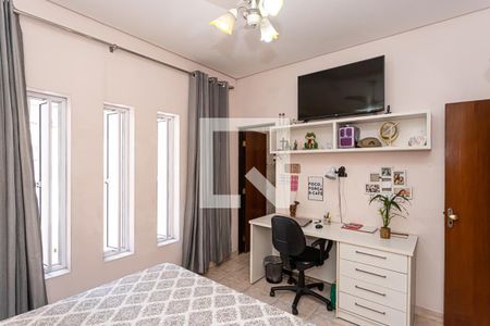 Casa à venda com 250m², 4 quartos e 3 vagas Casa à venda com 250m², 4 quartos e 3 vagasSuite 3