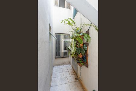 Casa à venda com 250m², 4 quartos e 3 vagas Casa à venda com 250m², 4 quartos e 3 vagasJardim de inverno