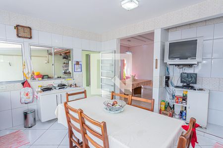 Casa à venda com 250m², 4 quartos e 3 vagas Casa à venda com 250m², 4 quartos e 3 vagasCozinha