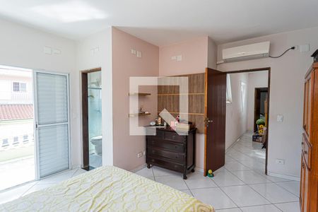 Casa à venda com 250m², 4 quartos e 3 vagas Casa à venda com 250m², 4 quartos e 3 vagasSuite 2