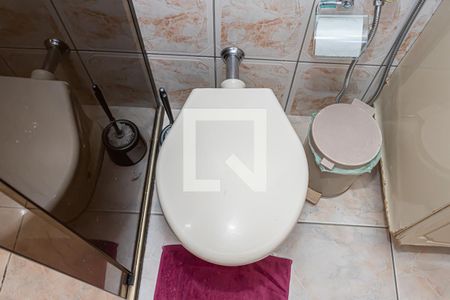 Casa à venda com 250m², 4 quartos e 3 vagas Casa à venda com 250m², 4 quartos e 3 vagasBanheiro suite 3