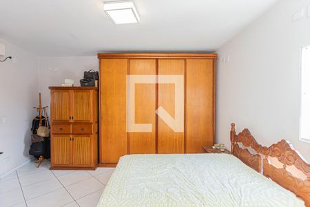 Casa à venda com 250m², 4 quartos e 3 vagas Casa à venda com 250m², 4 quartos e 3 vagasSuite 2