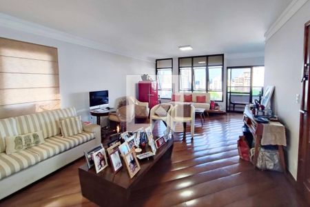 Apartamento à venda com 220m², 4 quartos e 2 vagasSala de Estar