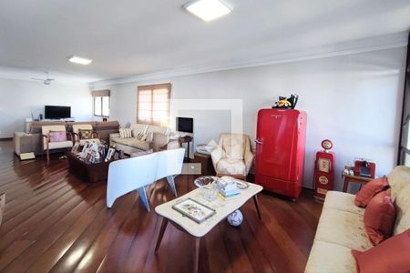 Sala de Estar de apartamento à venda com 4 quartos, 220m² em Centro, Campinas
