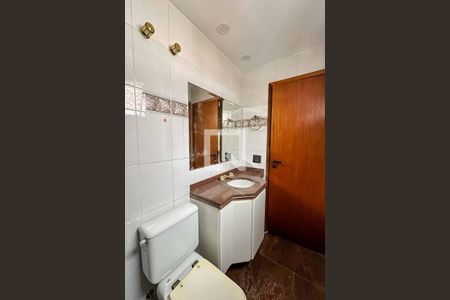 Apartamento à venda com 230m², 4 quartos e 3 vagasBanheiro Quarto