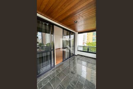 Varanda  de apartamento à venda com 4 quartos, 230m² em Santana, São Paulo