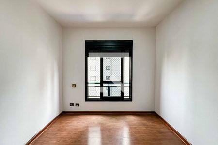 Apartamento à venda com 230m², 4 quartos e 3 vagas Quarto