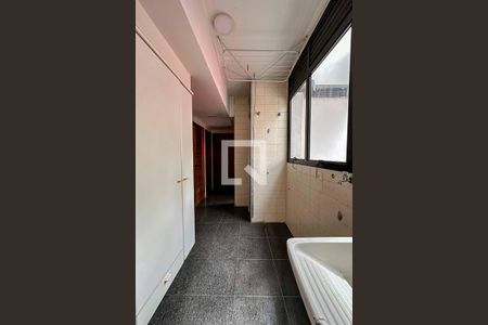 Apartamento à venda com 230m², 4 quartos e 3 vagasÁrea de serviço