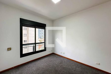 Apartamento à venda com 230m², 4 quartos e 3 vagas Quarto