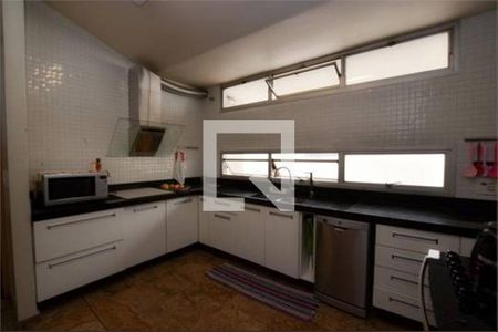 Casa à venda com 4 quartos, 600m² em Brooklin, São Paulo