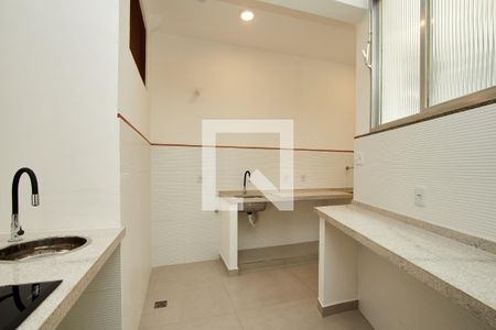 Apartamento à venda com 85m², 2 quartos e 1 vagaCozinha