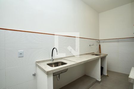 Apartamento à venda com 85m², 2 quartos e 1 vagaÁrea de Serviço