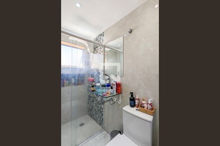 Apartamento à venda com 74m², 2 quartos e 2 vagas Apartamento à venda com 74m², 2 quartos e 2 vagasBanheiro