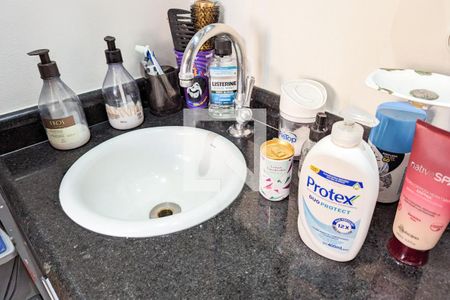 Apartamento à venda com 74m², 2 quartos e 2 vagas Apartamento à venda com 74m², 2 quartos e 2 vagasLavabo