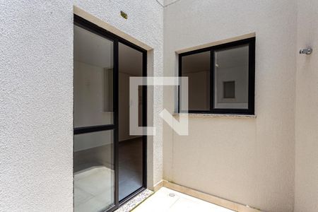 Apartamento à venda com 77m², 2 quartos e 1 vagaÁrea de Serviço