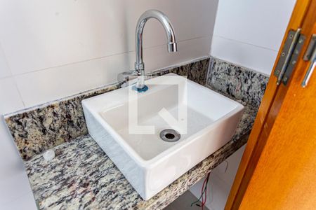 Apartamento à venda com 77m², 2 quartos e 1 vagaDetalhe do Banheiro