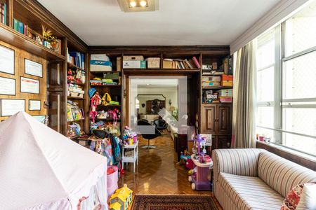 Apartamento para alugar com 275m², 4 quartos e 4 vagasEscritório