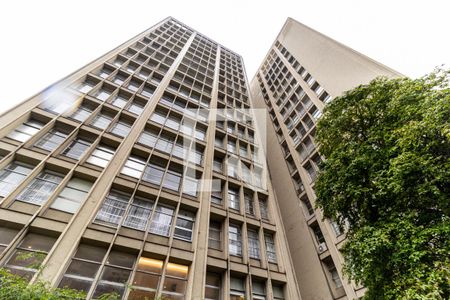 Apartamento para alugar com 275m², 4 quartos e 4 vagasFachada