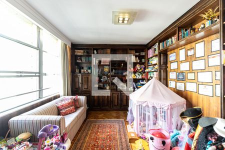 Apartamento para alugar com 275m², 4 quartos e 4 vagasEscritório