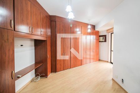 Suíte de apartamento para alugar com 3 quartos, 210m² em Alvarez, Nova Iguaçu