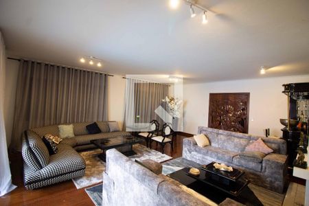 Sala 2 de casa para alugar com 4 quartos, 500m² em Canindé, São Paulo