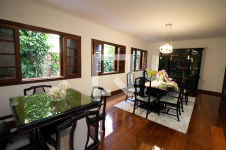 Sala 1 de casa para alugar com 4 quartos, 500m² em Canindé, São Paulo