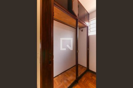 Casa para alugar com 230m², 3 quartos e 2 vagasCloset