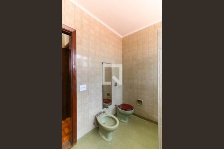 Casa para alugar com 230m², 3 quartos e 2 vagasBanheiro da Suíte