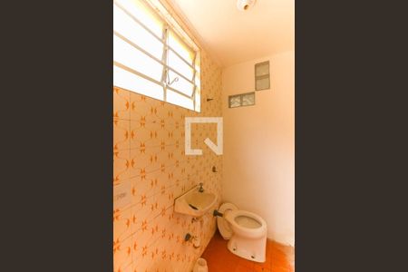 Casa para alugar com 230m², 3 quartos e 2 vagasBanheiro de serviço