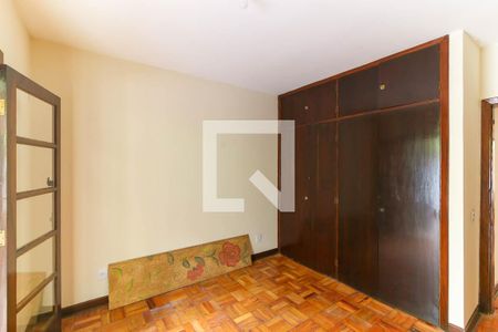 Casa para alugar com 230m², 3 quartos e 2 vagasQuarto 2