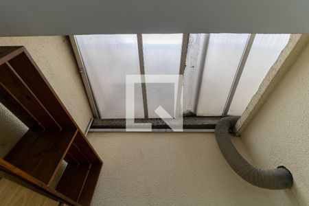 Casa de condomínio à venda com 110m², 3 quartos e 2 vagasLavanderia