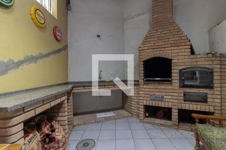 Casa de condomínio à venda com 110m², 3 quartos e 2 vagasÁrea Comum -Churrasqueira 