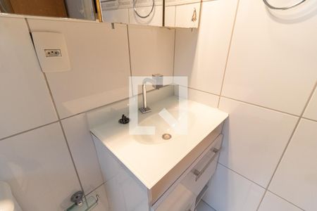 Casa de condomínio à venda com 110m², 3 quartos e 2 vagasBanheiro da Suíte