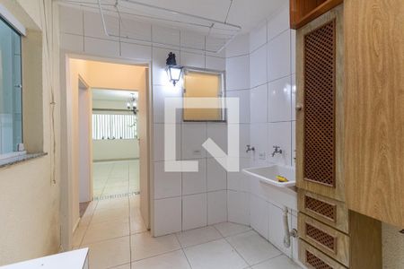 Casa de condomínio à venda com 110m², 3 quartos e 2 vagasLavanderia