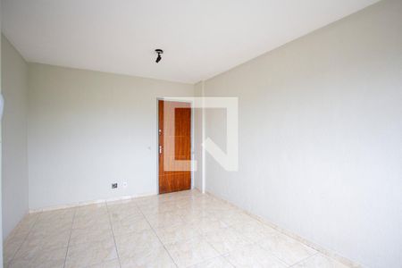 Sala de apartamento para alugar com 2 quartos, 70m² em Pião, São Gonçalo