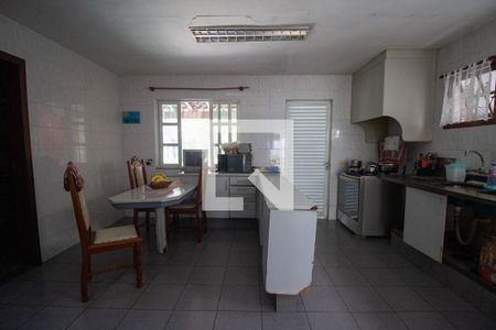 Casa de condomínio à venda com 630m², 6 quartos e 3 vagasCozinha