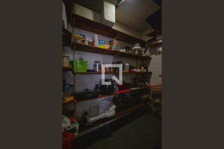 Casa de condomínio à venda com 630m², 6 quartos e 3 vagasDespensa