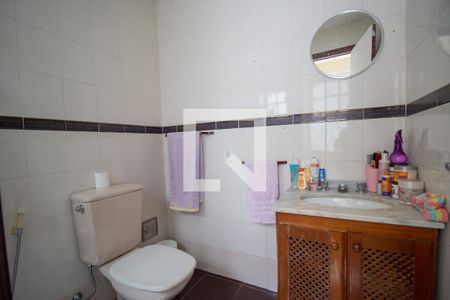 Casa de condomínio à venda com 630m², 6 quartos e 3 vagasBanheiro da Suíte 2