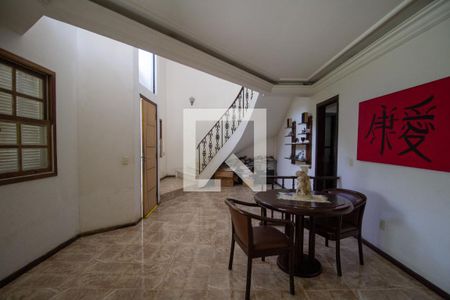 Casa de condomínio à venda com 630m², 6 quartos e 3 vagasSala 1