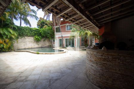 Casa de condomínio à venda com 630m², 6 quartos e 3 vagasÁrea Gourmet