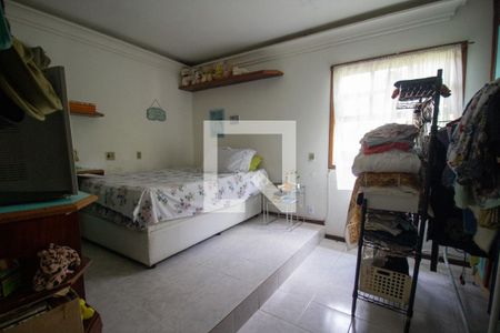 Casa de condomínio à venda com 630m², 6 quartos e 3 vagasSuíte 1
