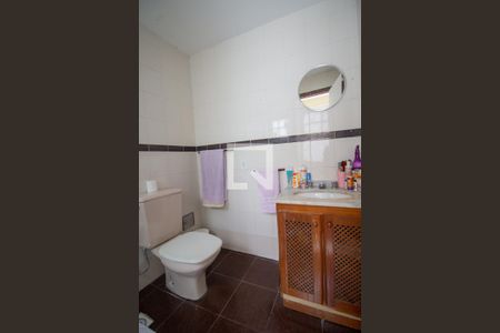 Casa de condomínio à venda com 630m², 6 quartos e 3 vagasBanheiro da Suíte 2