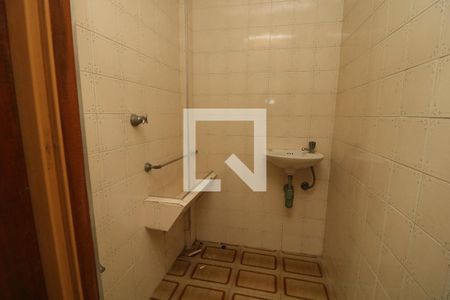 Casa para alugar com 270m², 3 quartos e 3 vagasBanheiro