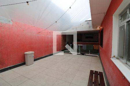 Casa para alugar com 270m², 3 quartos e 3 vagasQuintal