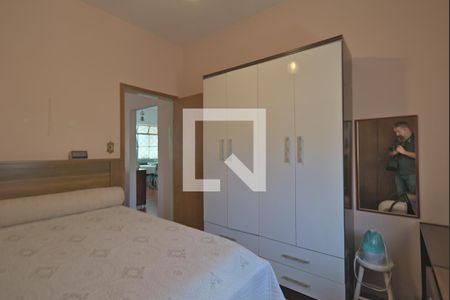 Casa à venda com 177m², 3 quartos e 2 vagas Casa à venda com 177m², 3 quartos e 2 vagasQuarto 2