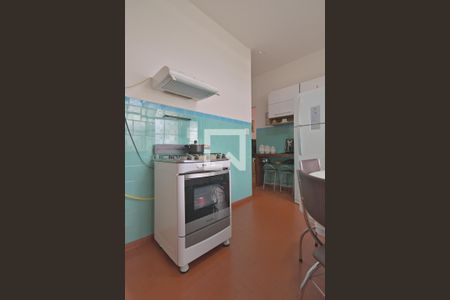 Casa à venda com 177m², 3 quartos e 2 vagas Casa à venda com 177m², 3 quartos e 2 vagasCozinha