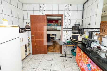 Casa à venda com 400m², 7 quartos e 9 vagas Casa à venda com 400m², 7 quartos e 9 vagasCozinha