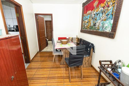 Casa à venda com 400m², 7 quartos e 9 vagas Casa à venda com 400m², 7 quartos e 9 vagasCopa