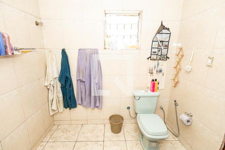 Casa à venda com 400m², 7 quartos e 9 vagas Casa à venda com 400m², 7 quartos e 9 vagasBanheiro